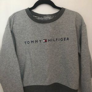 Tommy Hilfiger woman’s M sweatshirt